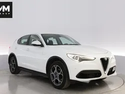 Vit Begagnad 2017 Alfa Romeo Stelvio Super SUV | 249 900 kr (Marknadspris)