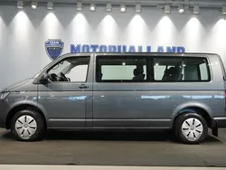 Grå Begagnad 2020 VW Caravelle Minibuss | 379 900 kr (Bra pris)