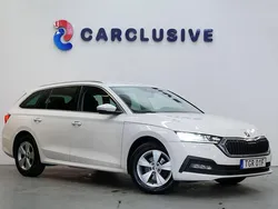 Vit Begagnad 2023 Skoda Octavia Ambition Kombi | 209 900 kr (Marknadspris)