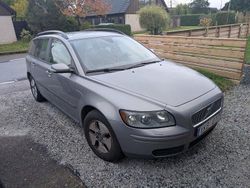 Grå Begagnad 2006 Volvo V50 Kombi | 23 000 kr (Lite dyr)