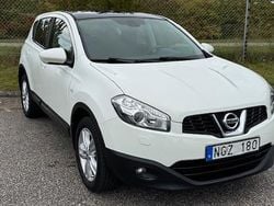 Vit Begagnad 2013 Nissan Qashqai SUV | 88 999 kr (Bra pris)