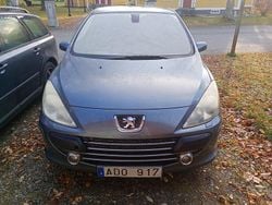 Grå Begagnad 2007 Peugeot 307 Halvkombi | 6 000 kr (Superpris)