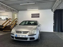 Silver Begagnad 2004 VW Golf IV Trendline Halvkombi | 54 900 kr (Lite dyr)