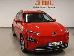 Röd Begagnad 2021 Hyundai Kona Essential SUV | 214 900 kr (Marknadspris)