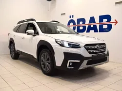 Vit (crystal white pearl) Ny 2024 Subaru Outback SUV | 434 900 kr