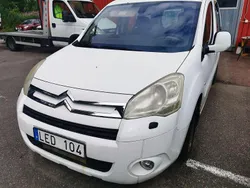 Vit Begagnad 2010 Citroën Berlingo Minibuss | 9 900 kr