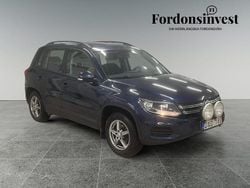 Mörkblå (blå) Begagnad 2012 VW Tiguan Track & Field SUV | 89 500 kr (Marknadspris)