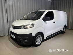 Vit Begagnad 2022 Toyota Proace Van | 279 900 kr (Bra pris)