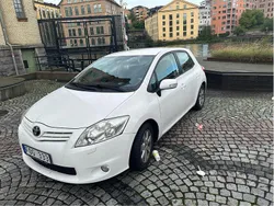 Vit Begagnad 2011 Toyota Auris Plus Halvkombi | 57 900 kr (Bra pris)