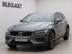 Grå Begagnad 2024 Volvo V60 CC Plus Kombi | 399 800 kr (Bra pris)