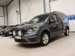 Ljusgrå (grå) Begagnad 2018 VW Caddy Maxi Minibuss | 174 900 kr (Bra pris)