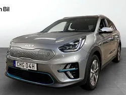 Grå Begagnad 2021 Kia e-Niro SUV | 244 800 kr (Bra pris)