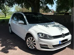 Vit Begagnad 2016 VW Golf VII Halvkombi | 135 000 kr (Marknadspris)