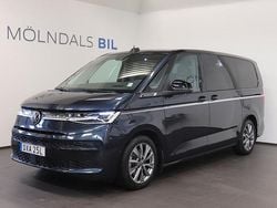 Blå Begagnad 2022 VW Multivan Style Van | 529 900 kr