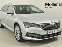 Grå Begagnad 2022 Skoda Superb Business Line Kombi | 299 900 kr (Marknadspris)