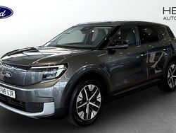 Grå (grey) Ny 2025 Ford Explorer SUV | 509 000 kr (Marknadspris)