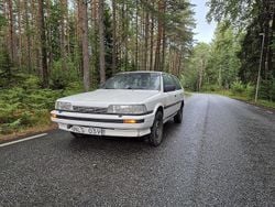 Vit Begagnad 1988 Toyota Camry Kombi | 39 900 kr
