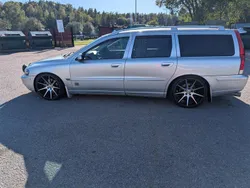 Grå Begagnad 2002 Volvo V70 Kombi | 40 000 kr