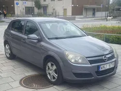 Grå Begagnad 2005 Opel Astra Halvkombi | 16 900 kr (Marknadspris)