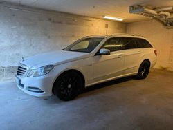 Vit Begagnad 2012 Mercedes E300 Avantgarde Kombi | 100 000 kr