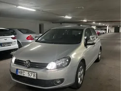 Brun Begagnad 2010 VW Golf VI Halvkombi | 41 000 kr (Marknadspris)