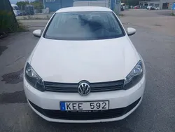Vit Begagnad 2010 VW Golf VI Halvkombi | 44 900 kr (Bra pris)