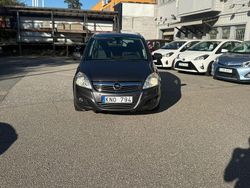 Grå Begagnad 2009 Opel Zafira Minibuss | 69 900 kr (Dyr)