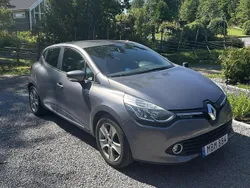 Grå Begagnad 2016 Renault Clio IV Halvkombi | 71 000 kr (Bra pris)