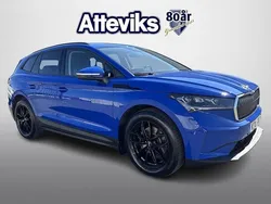 Blå Begagnad 2022 Skoda Enyaq iV SUV | 294 900 kr (Superpris)