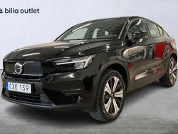 Svart Begagnad 2022 Volvo EC40 Core SUV | 349 000 kr (Bra pris)