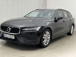 Svart Begagnad 2019 Volvo V60 Momentum Kombi | 199 000 kr (Marknadspris)