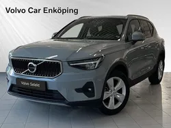 Grå Begagnad 2024 Volvo XC40 Core SUV | 334 900 kr (Bra pris)