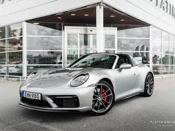 Flerfärgad (gt silver metallic) Begagnad 2024 Porsche 911 Targa 4S Cab | 1 849 000 kr