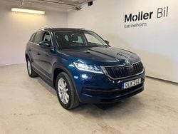 Blå (lava blue metallic) Begagnad 2021 Skoda Kodiaq Style SUV | 344 900 kr (Bra pris)