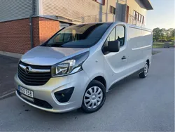 Grå Begagnad 2017 Opel Vivaro Van | 84 500 kr (Bra pris)