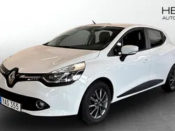 Vit (white) Begagnad 2015 Renault Clio IV Halvkombi | 84 900 kr (Marknadspris)