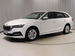 Vit Begagnad 2023 Skoda Octavia G-TEC Kombi | 264 900 kr (Marknadspris)