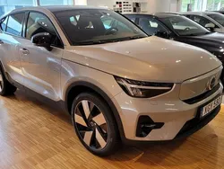 Silver Ny 2024 Volvo EC40 Plus SUV | 569 900 kr (Marknadspris)