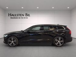 Svart Begagnad 2020 Volvo V60 Inscription Kombi | 259 000 kr (Marknadspris)