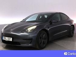 Grå Begagnad 2022 Tesla Model 3 Standard Range Plus Sedan | 342 900 kr (Marknadspris)