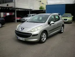 Grå Begagnad 2006 Peugeot 207 Halvkombi | 17 500 kr (Marknadspris)