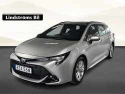 Silver Begagnad 2024 Toyota Corolla Active Kombi | 299 000 kr (Marknadspris)