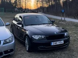 Svart Begagnad 2011 BMW 118 Sport Line Halvkombi | 66 000 kr