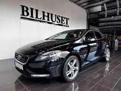 Svart Begagnad 2016 Volvo V40 Kinetic Kombi | 149 900 kr (Dyr)