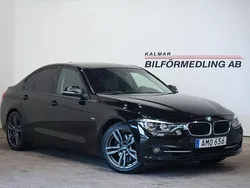 Svart Begagnad 2015 BMW 330 Sport Line Sedan | 189 900 kr (Marknadspris)