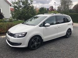 Vit Begagnad 2017 VW Sharan GT Minibuss | 199 000 kr (Bra pris)