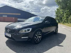 Svart Begagnad 2018 Volvo V60 Kinetic Kombi | 195 000 kr (Marknadspris)