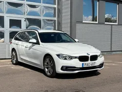Vit Begagnad 2016 BMW 330 Sport Line Kombi | 199 900 kr (Marknadspris)