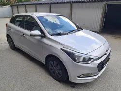Silver Begagnad 2018 Hyundai i20 Comfort Halvkombi | 89 000 kr (Bra pris)
