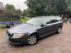 Grå Begagnad 2011 Volvo V70 Momentum Kombi | 55 000 kr (Bra pris)